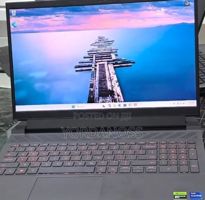 New Laptop Dell G15 5511 16GB Intel Core i7 SSD 1T