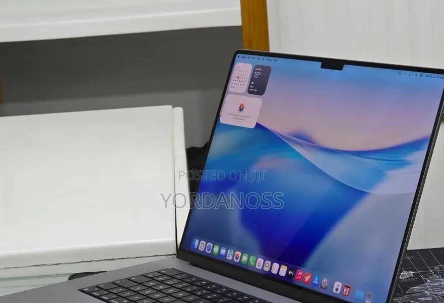 New Laptop Apple MacBook Pro 2021 M1 Max 64GB Apple M1 Max SSD 1T