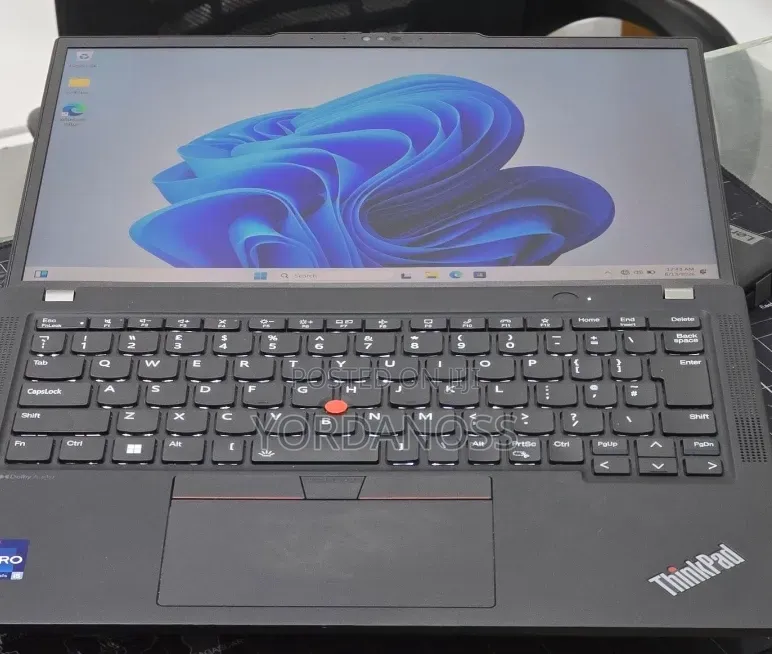 New Laptop Lenovo ThinkPad x13 Yoga 16GB Intel Core i5 SSD 512GB