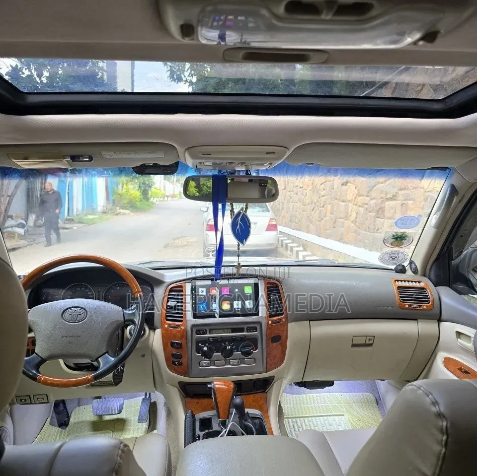 Toyota Land Cruiser 2026 Black