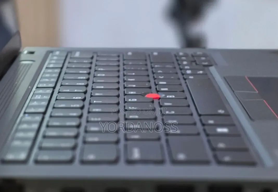 New Laptop Lenovo ThinkPad T14 G4 16GB Intel Core i7 SSD 512GB