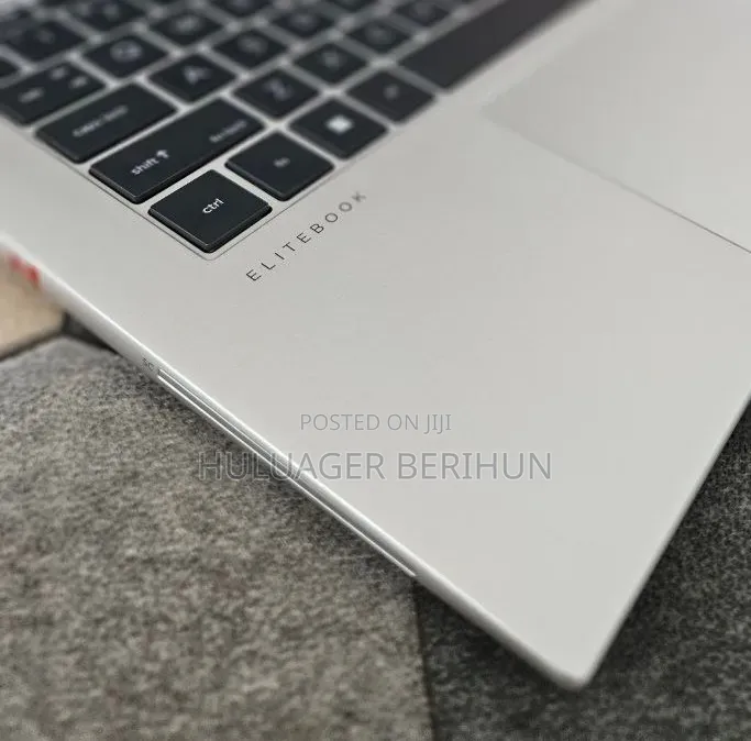 New Laptop HP EliteBook 845 G10 16GB AMD Ryzen 5 SSD 512GB