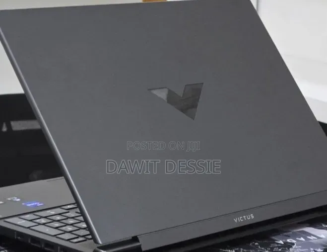 New Laptop HP Victus 16 16GB Intel Core i7 SSD 1T