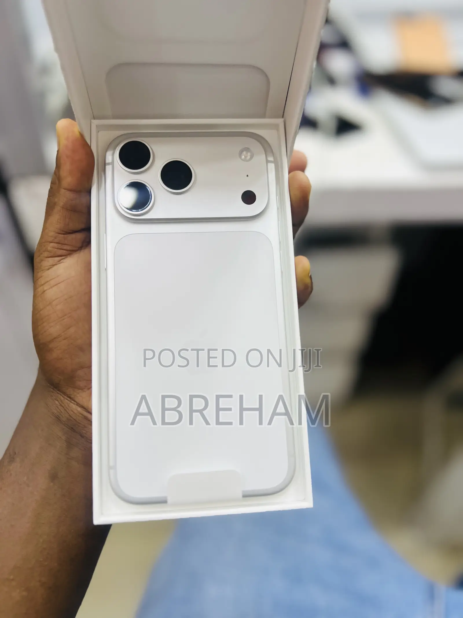 New Apple iPhone 17 Pro Max 256 GB Silver