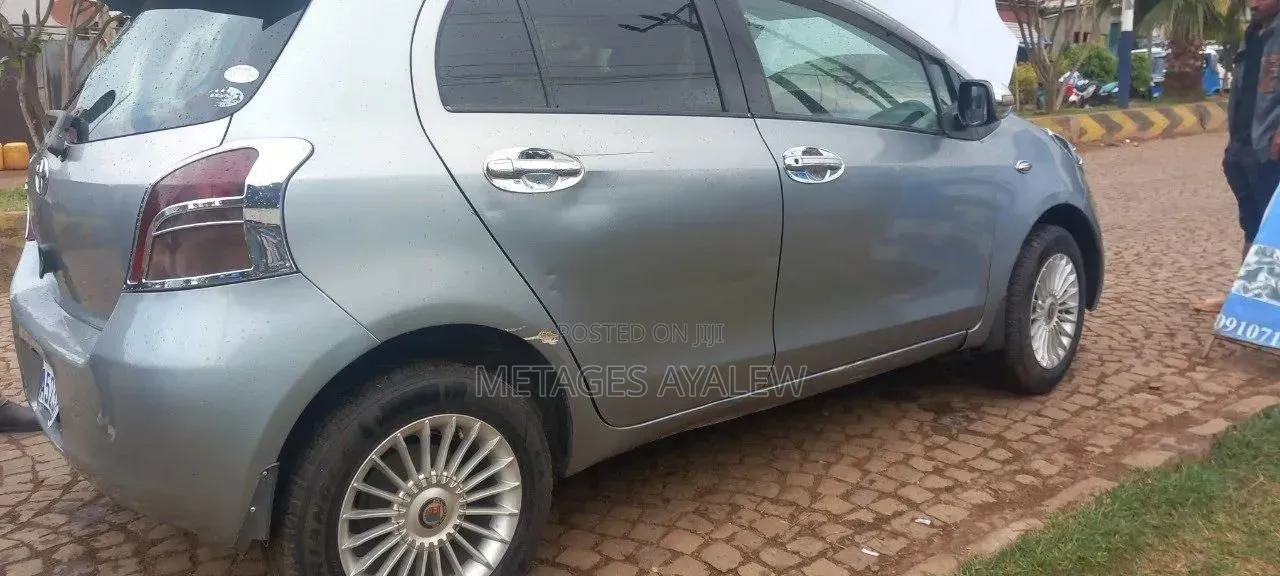 Toyota Yaris 2006 Silver
