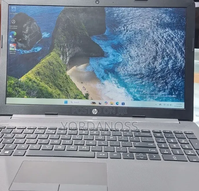 New Laptop HP Stream Notebook 4GB Intel Core i5 SSD 1T