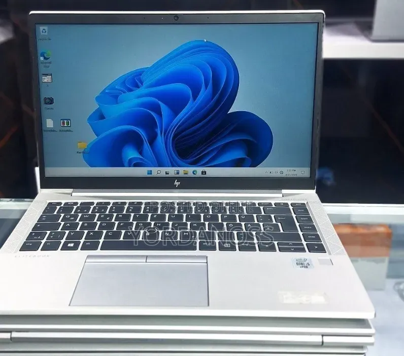 New Laptop HP EliteBook 840 G7 8GB Intel Core i5 SSD 512GB