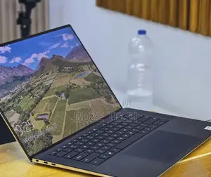 New Laptop Dell 16GB Intel Core i7 SSD 512GB