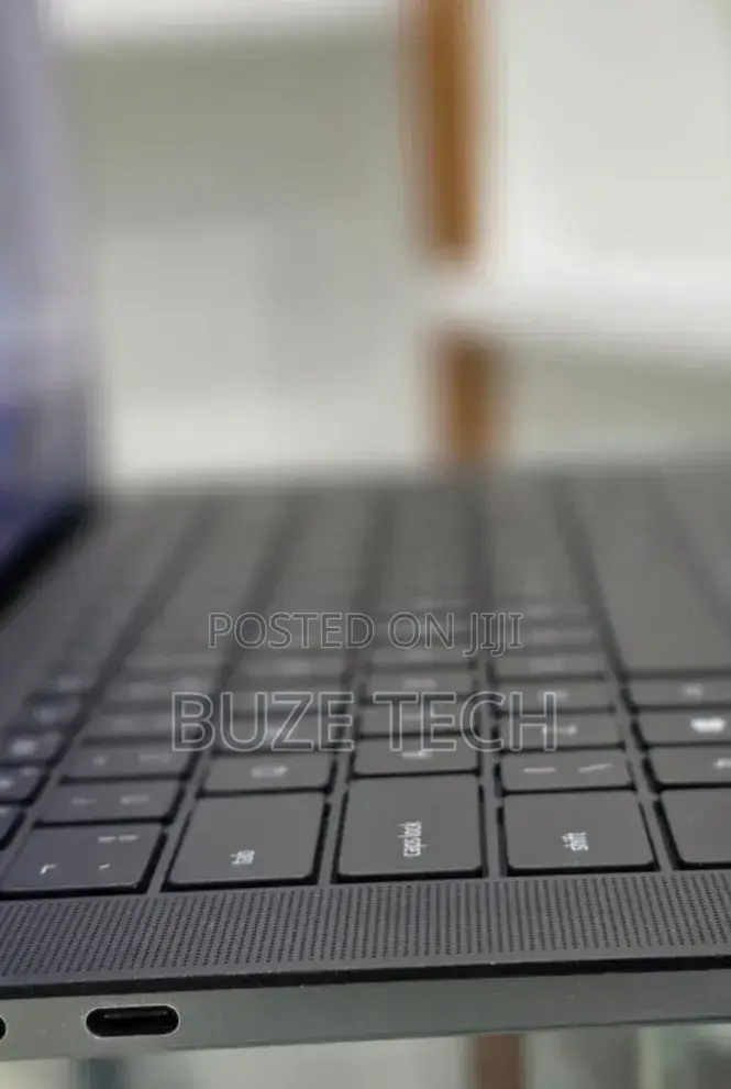 New Laptop Dell Precision 5560 16GB Intel Core i7 SSD 512GB