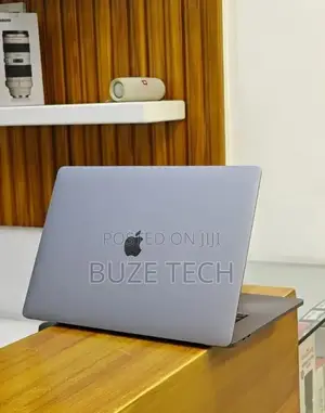 New Laptop Apple MacBook Pro 32GB Intel Core i9 SSD 2T