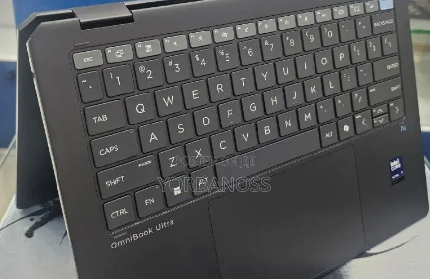 New Laptop HP OmniBook Ultra Flip 14" 16GB Intel Core Ultra 7 SSD 1T
