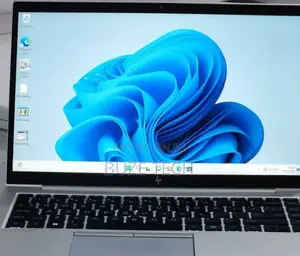 New Laptop HP EliteBook 845 G8 16GB AMD Ryzen 5 SSD 512GB