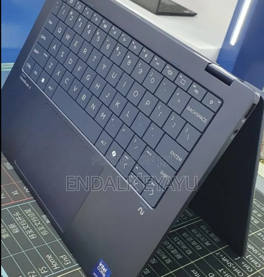 New Laptop HP OmniBook X Flip 14" 16GB Intel Core Ultra 7 SSD 1T