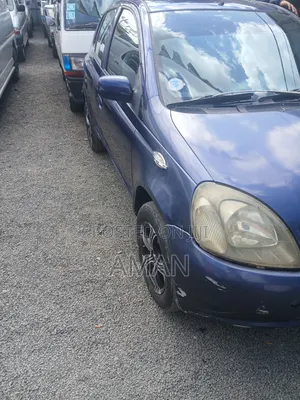 Toyota Vitz 2001 Blue