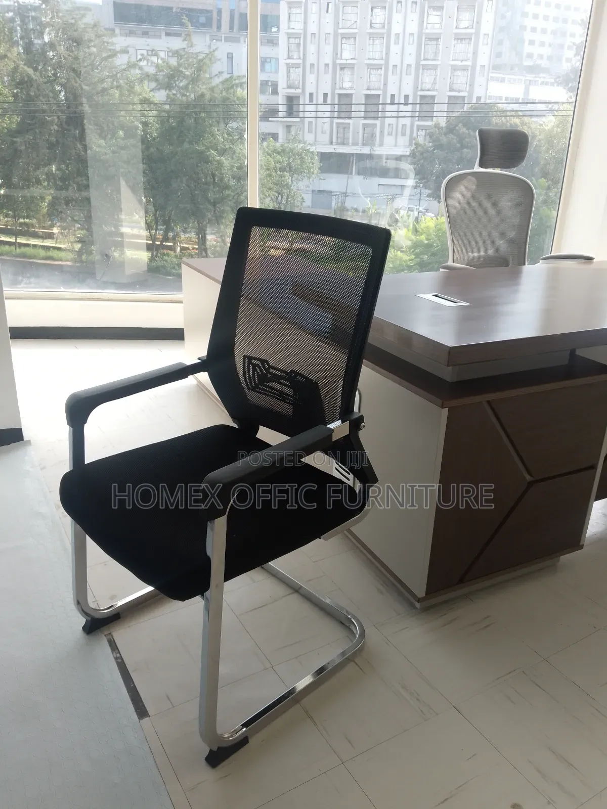 ወንፊት ወንበር Guest Mesh Chair