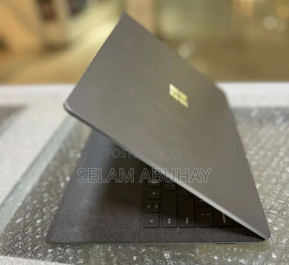 New Laptop Microsoft Surface Laptop 3 16GB Intel Core i7 SSD 256GB