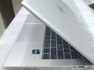 New Laptop HP EliteBook 840 G9 16GB Intel Core i7 SSD 512GB