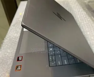 New Laptop HP OmniBook 5 Flip 16GB AMD Ryzen 5 SSD 512GB