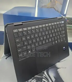 New Laptop HP OmniBook Ultra Flip 14" 16GB Intel Core Ultra 7 SSD 1T
