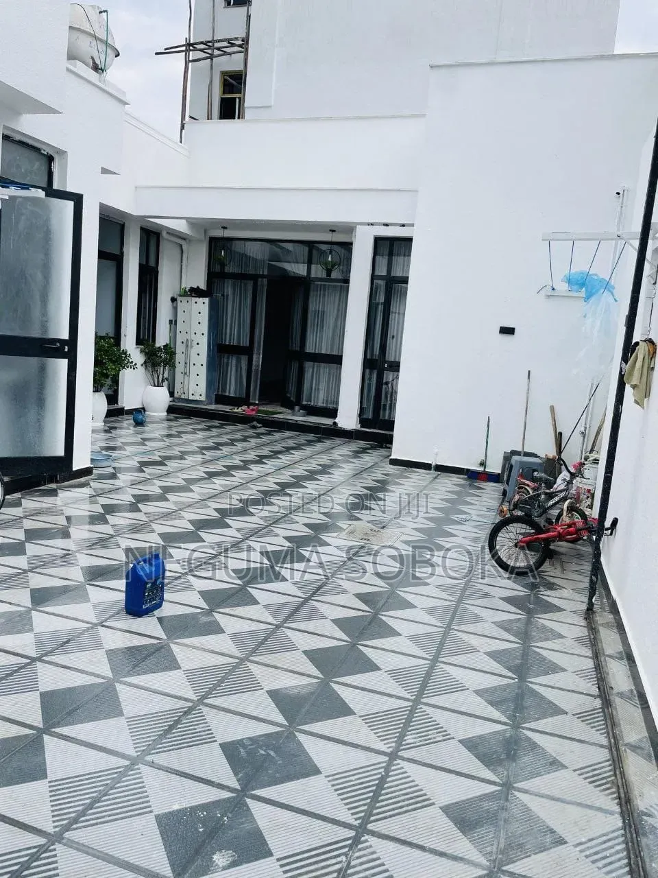 3bdrm Townhouse/Terrace in Nassew, Nifas Silk-Lafto for sale