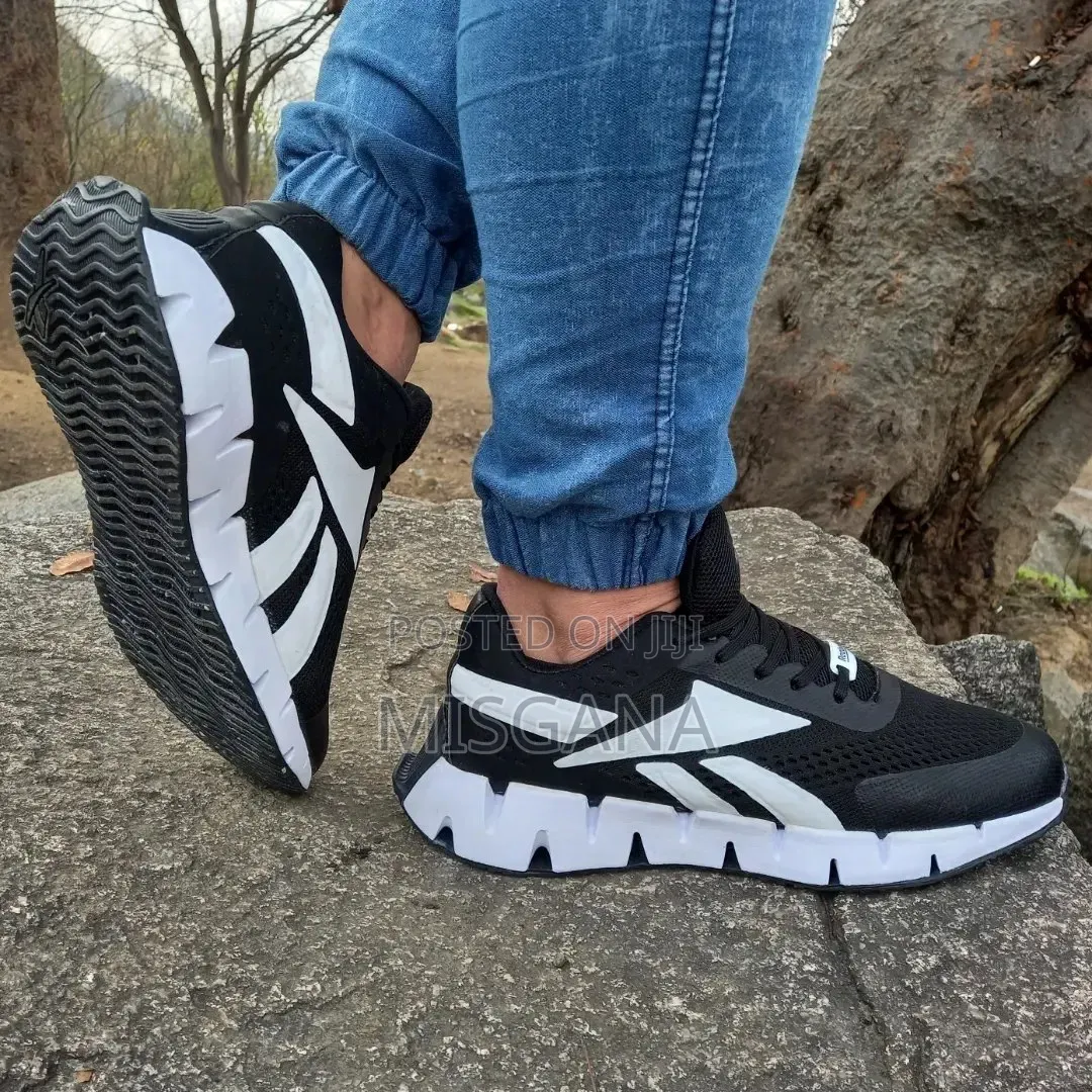 Reebok Zig Dynamica 2"Black/White"