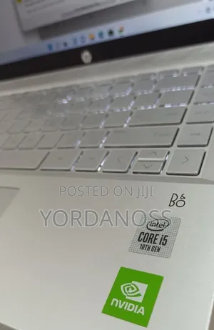 New Laptop HP Pavilion 10 8GB Intel Core i5 SSD 512GB