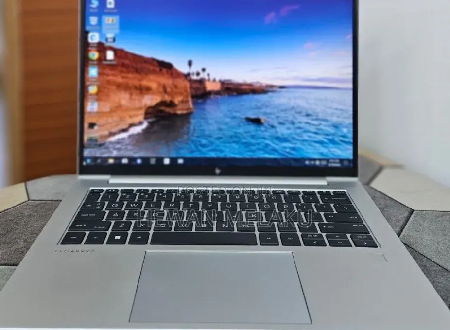 New Laptop HP EliteBook 845 G10 16GB AMD Ryzen 5 SSD 512GB