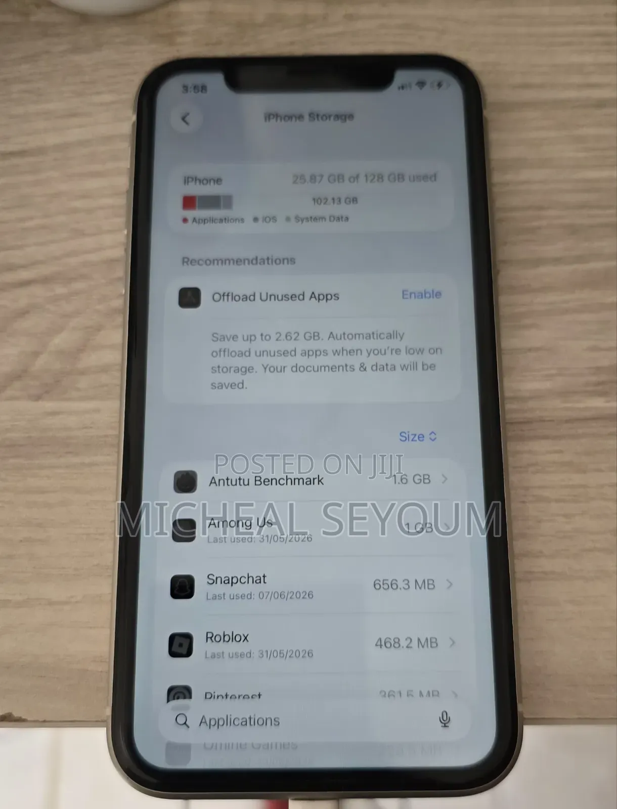 New Apple iPhone 11 128 GB White