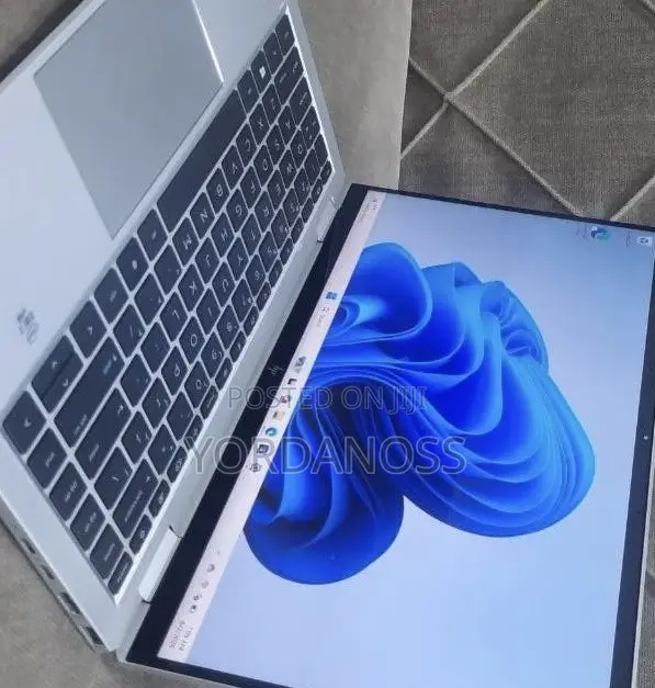 New Laptop HP EliteBook x360 1040 G7 16GB Intel Core i7 SSD 512GB