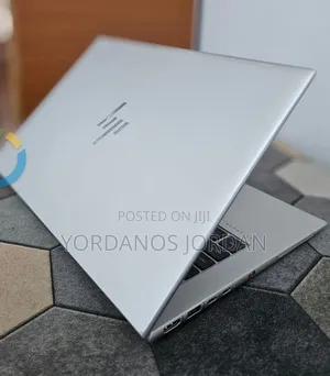 New Laptop HP EliteBook 845 G10 16GB AMD Ryzen 5 SSD 512GB