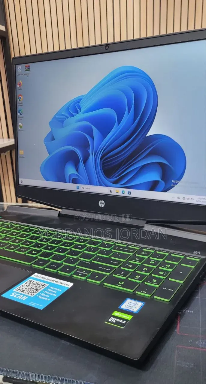 New Laptop HP Pavilion Power 15 16GB Intel Core i5 SSHD (Hybrid) 1.5T