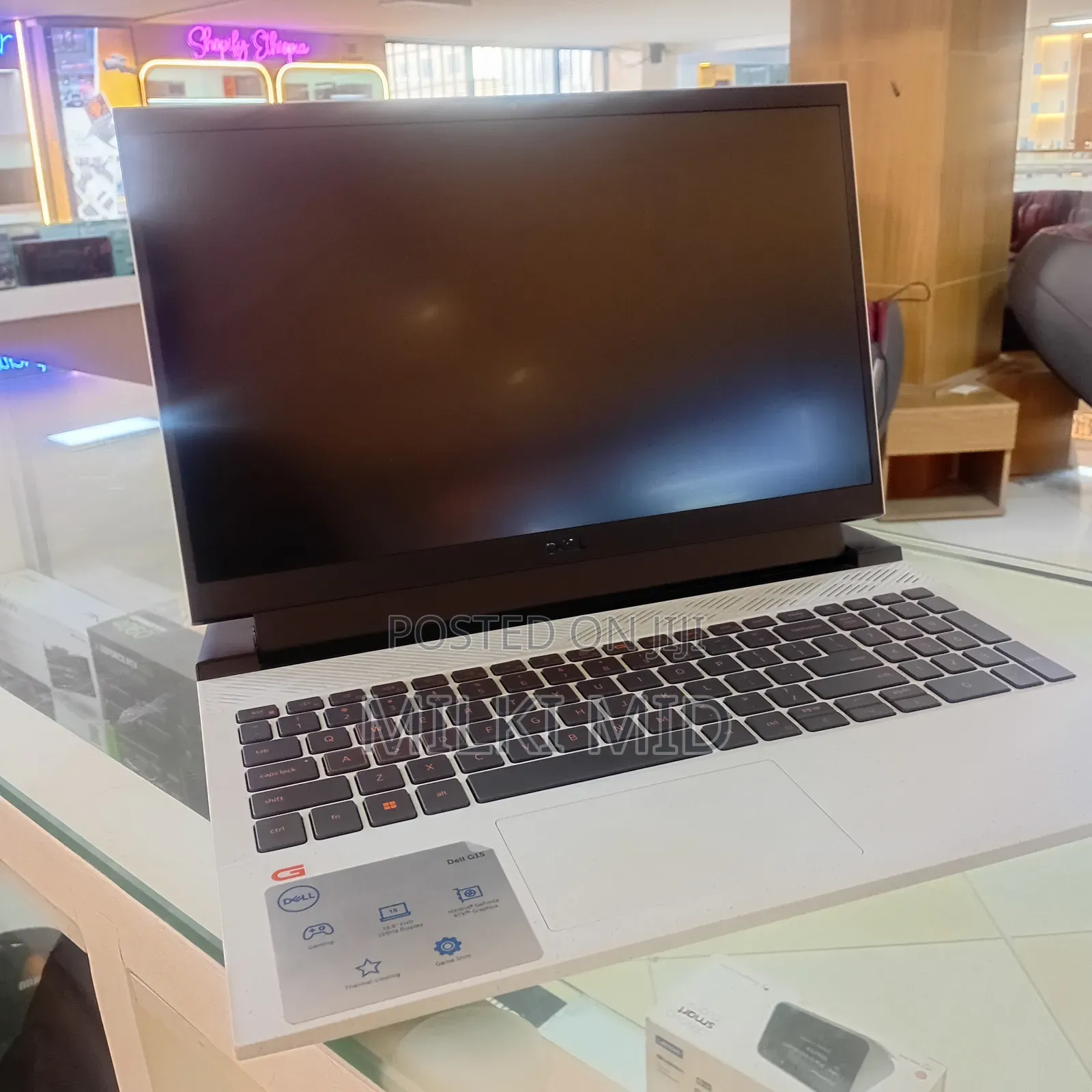 New Laptop Dell G15 5511 8GB AMD Ryzen 7 SSD 512GB