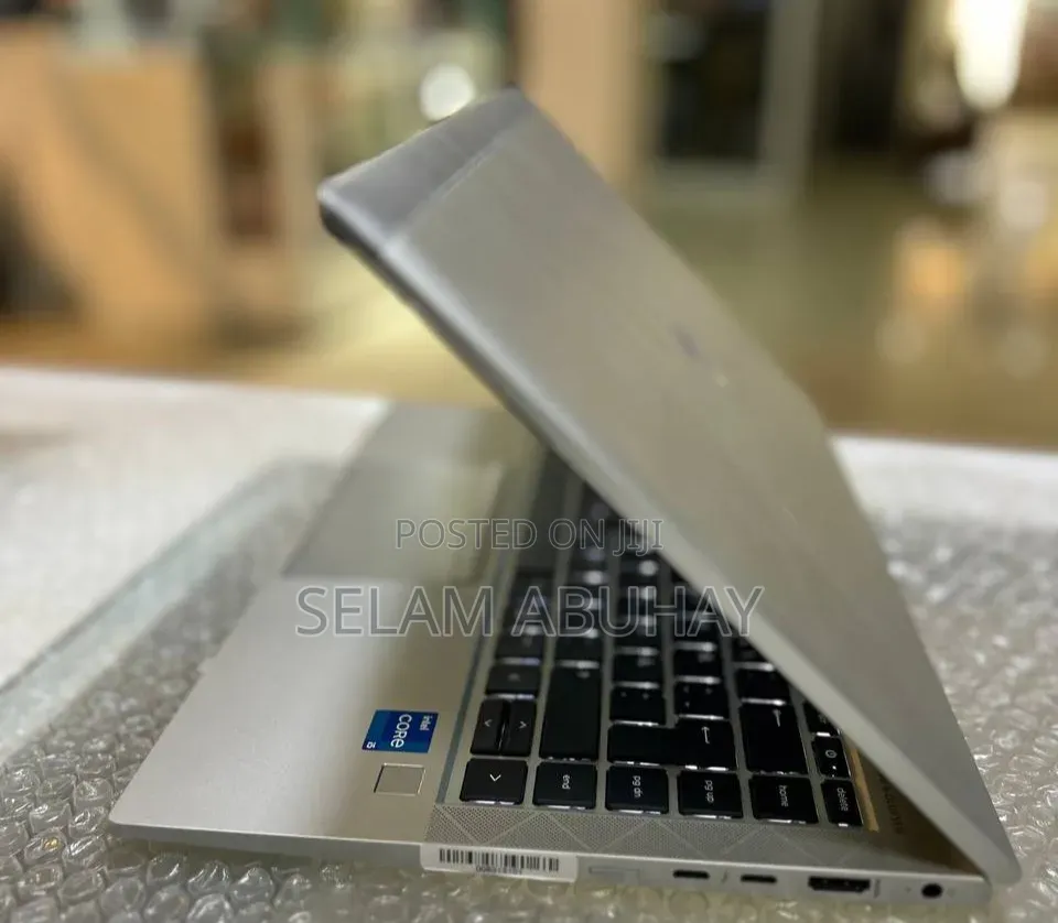 New Laptop HP EliteBook 840 G8 16GB Intel Core i5 SSD 512GB