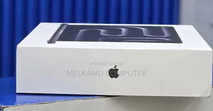 New Laptop Apple MacBook Pro 2025 M5 24GB Apple M5 SSD 1T