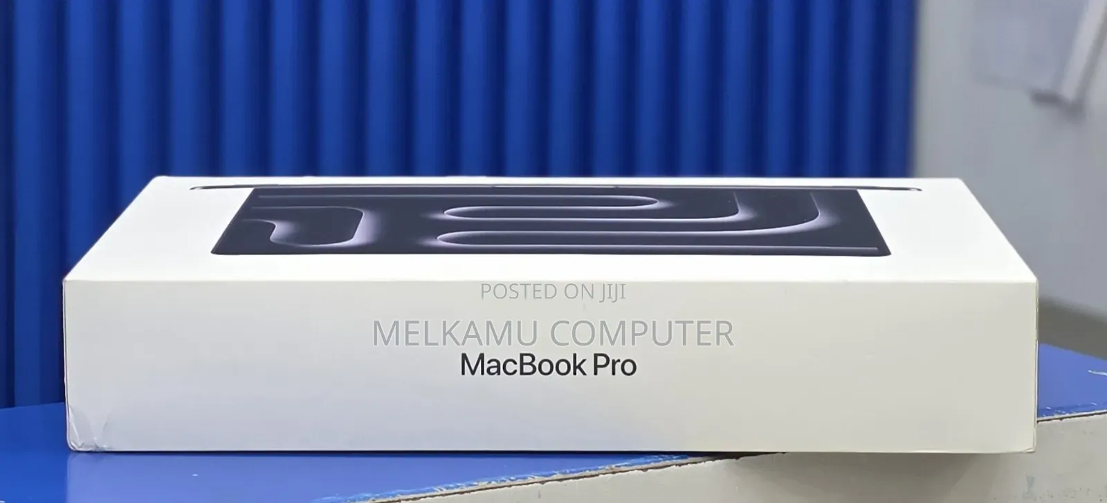 New Laptop Apple MacBook Pro 2025 M5 24GB Apple M5 SSD 1T
