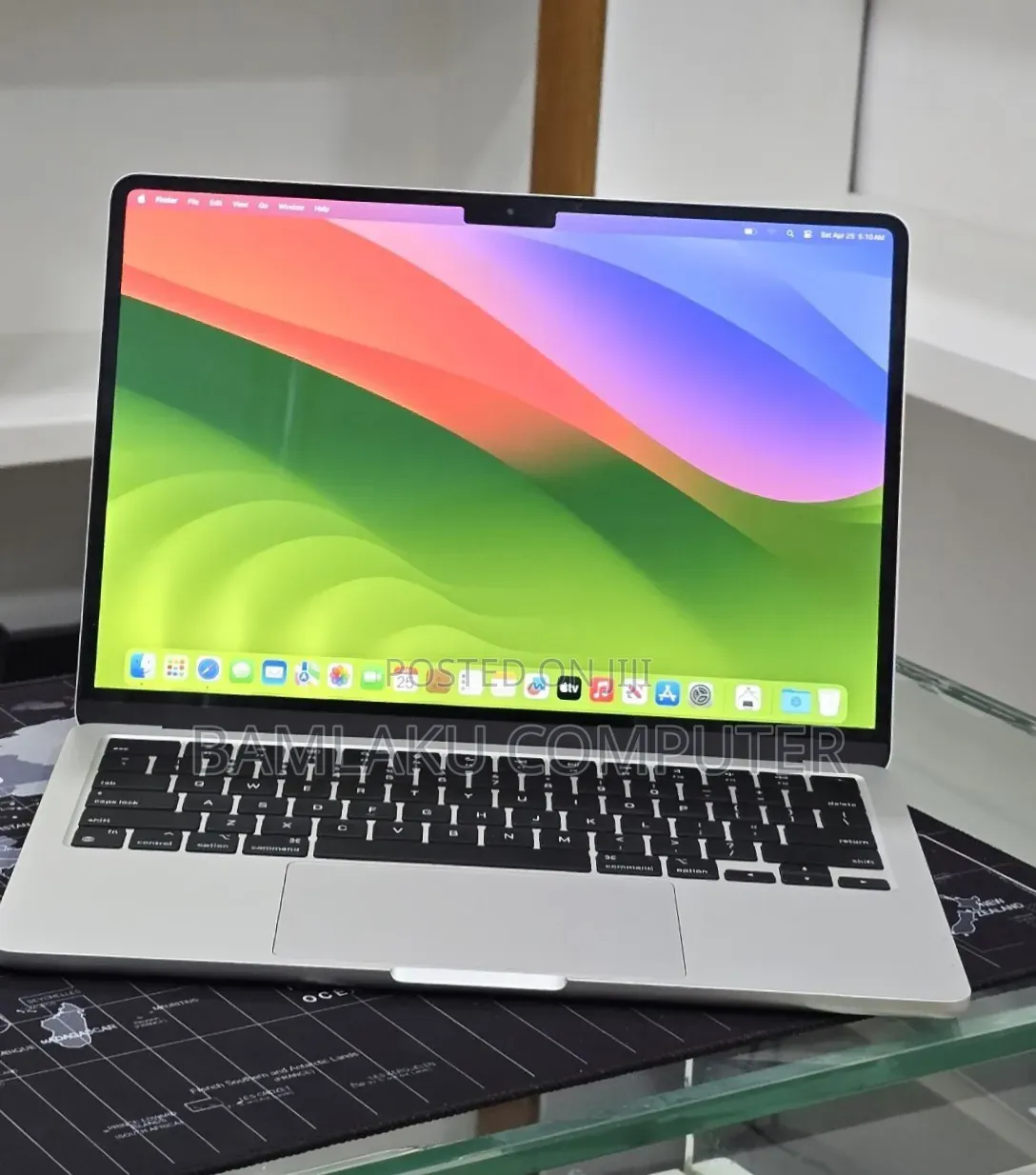 New Laptop Apple MacBook Air 2022 M2 16GB Apple M2 SSD 512GB