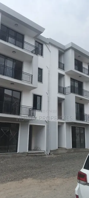 Furnished 3bdrm Apartment in Kangaroo, Bole for sale