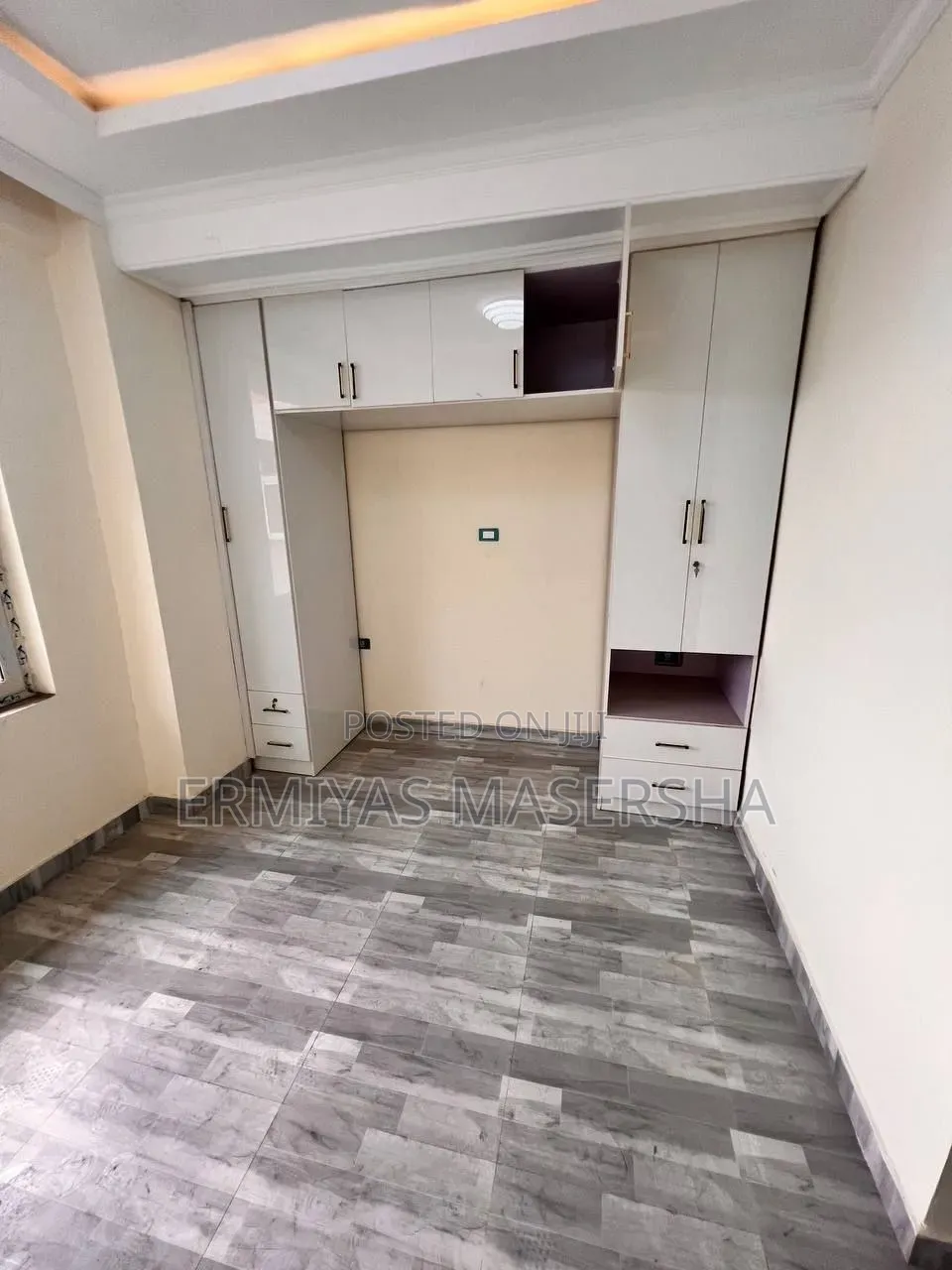 Furnished 3bdrm Condo in Yeka for sale