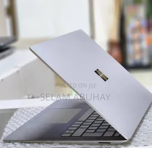 New Laptop Microsoft Surface 16GB Intel Core i7 SSD 256GB