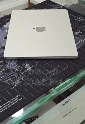New Laptop Apple MacBook 16GB Apple M2 SSD 512GB