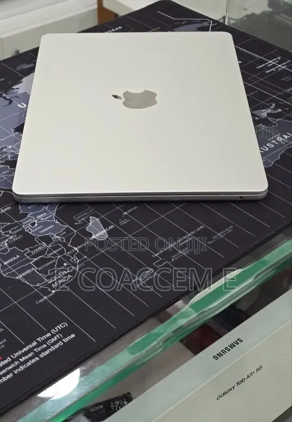 New Laptop Apple MacBook 16GB Apple M2 SSD 512GB