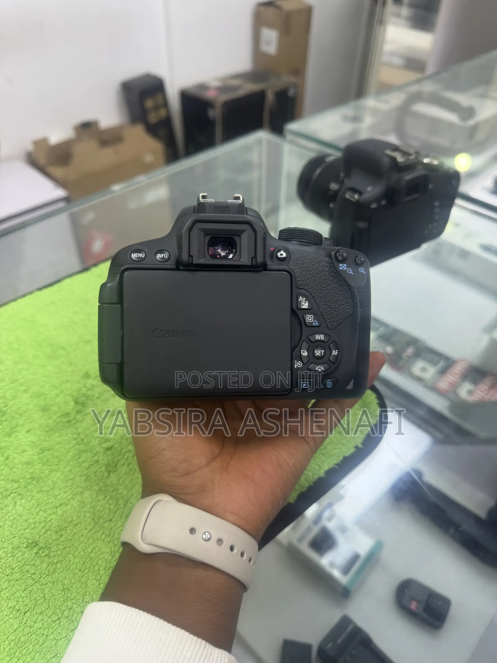Canon 700d