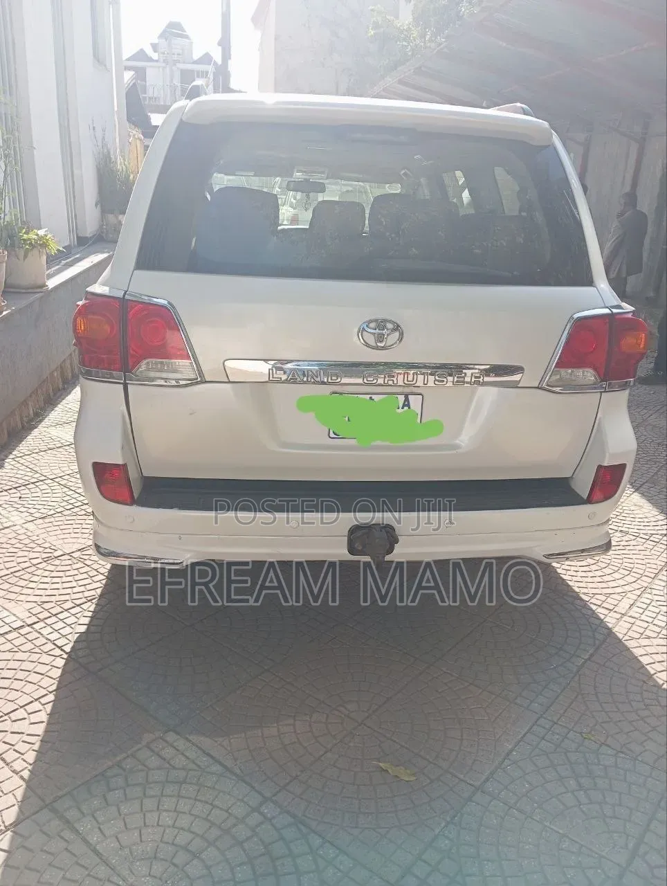 Toyota Land Cruiser 2012