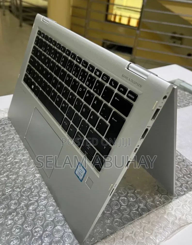 New Laptop Asus ZenBook Flip 14 UX461UN 8GB Intel Core i7 HDD+SSD 1T