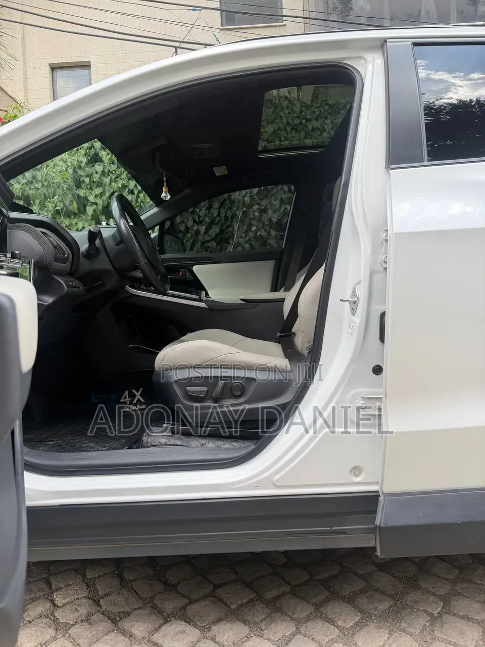 Toyota bZ4X 2023 White