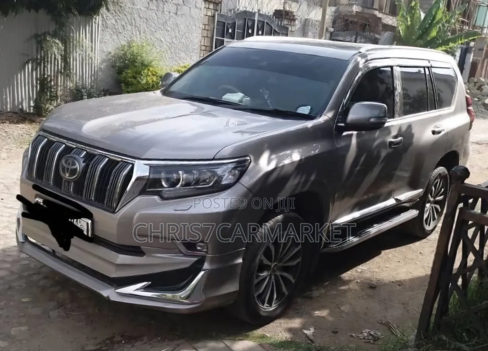 Toyota Land Cruiser Prado 2018 Gold