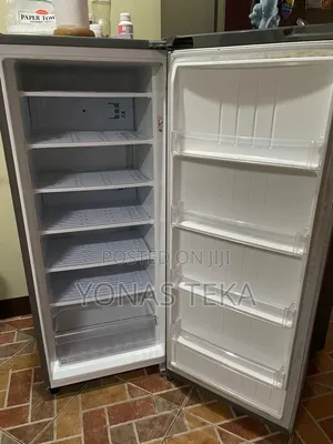 Fridge የበረዶ መስሪያ ብቻ