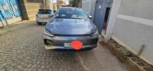 BYD E2 43 kWh 94 hp FWD 2024 Gray
