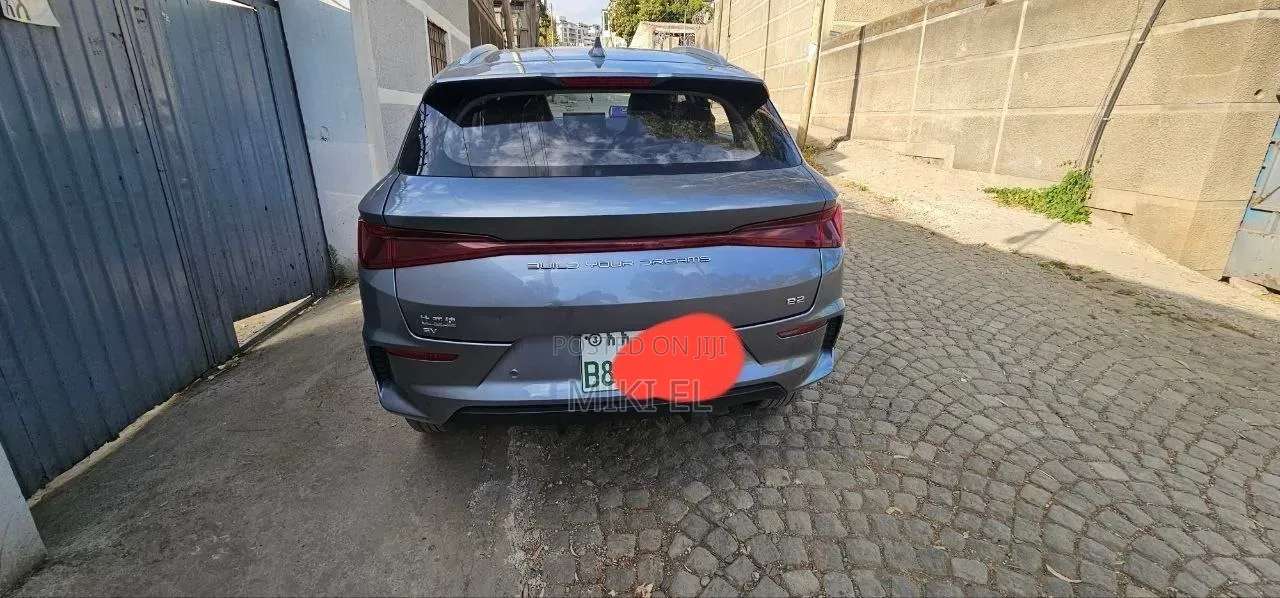 BYD E2 43 kWh 94 hp FWD 2024 Gray