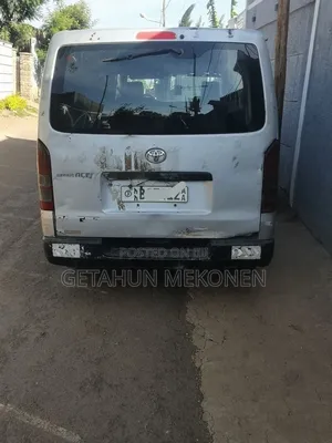 Toyota HiAce 220 2007 Silver
